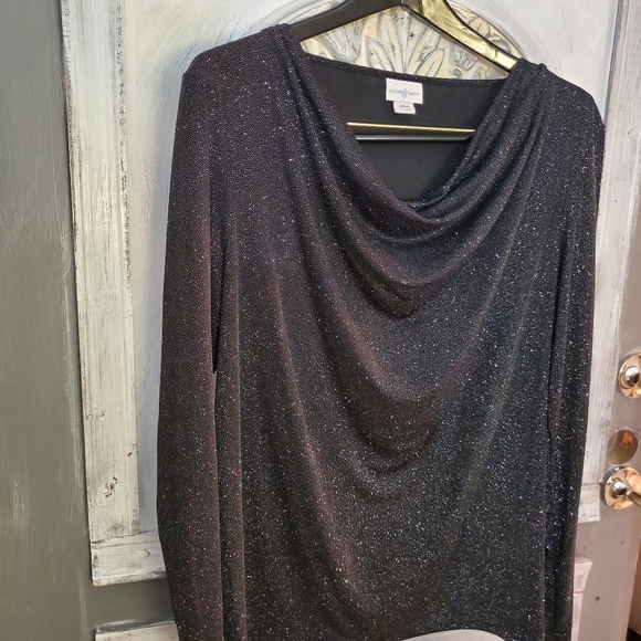 Blouse - Picture 2 of 4